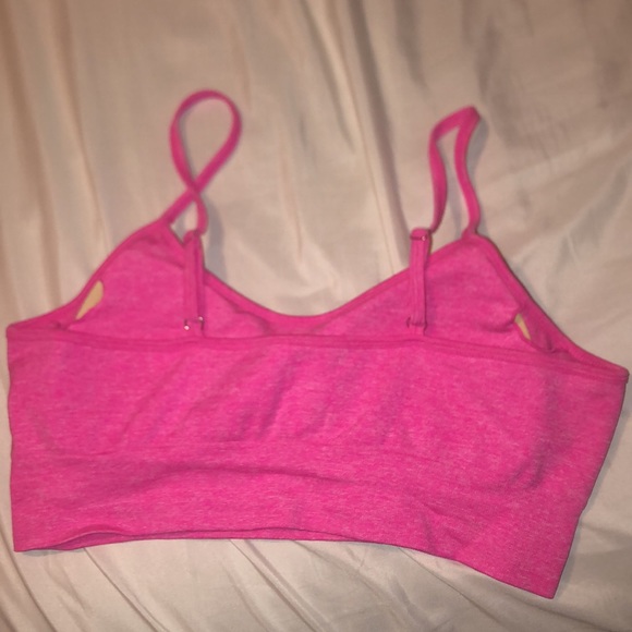 Nylon spandex pink sports bra - Picture 2 of 4